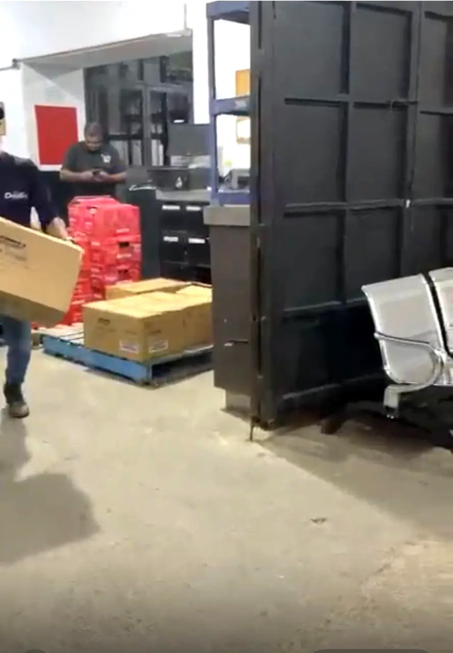 Kits empacados y etiquetados listos para traslado